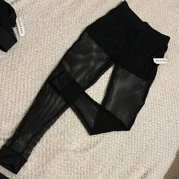 Fishnet 2 piece - Picture 4 of 4